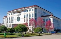 2020云南大学滇池学院专升本学费和住宿费是多少?